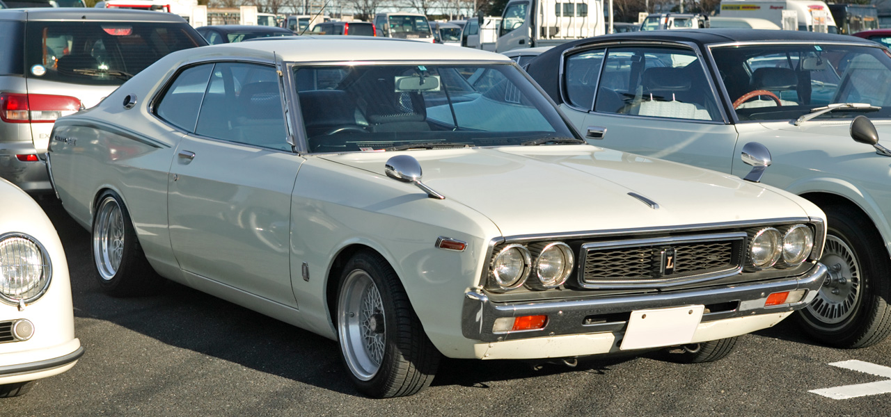 Классический Nissan Laurel C130